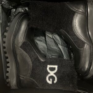 DOLCE & GABANNA BLACK LEATHER D&G SOCK BOOT SIZE 40.5 BNWB